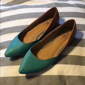 Like new pointed flats!